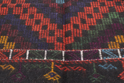 Handwoven Turkish Vintage Kilim (6'8" x 9'8")