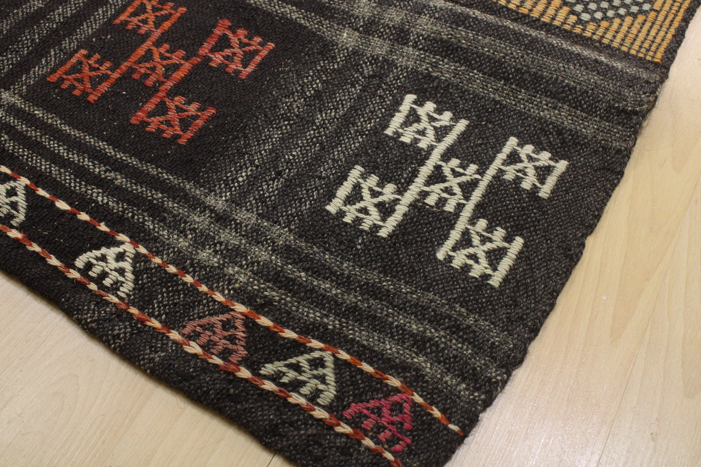 Handwoven Turkish Vintage Kilim (6'1" x 14'8")