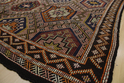 Handwoven Turkish Vintage Kilim (6'1" x 10'1")