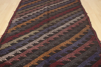 Handwoven Turkish Vintage Kilim (5'0" x 10'6")