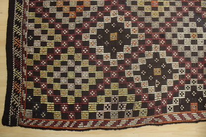 Handwoven Turkish Vintage Kilim (6'2" x 8'3")