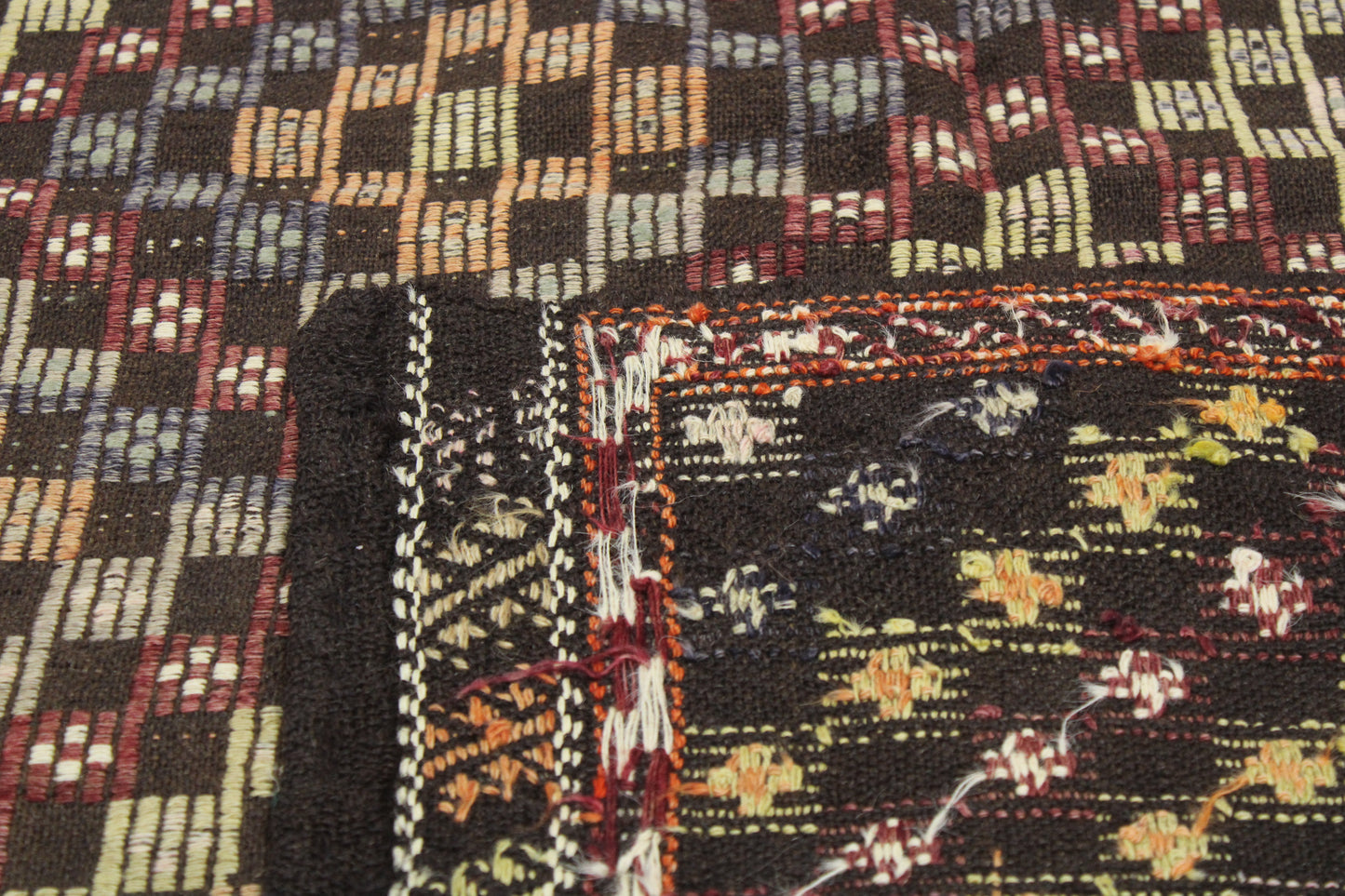 Handwoven Turkish Vintage Kilim (6'2" x 8'3")