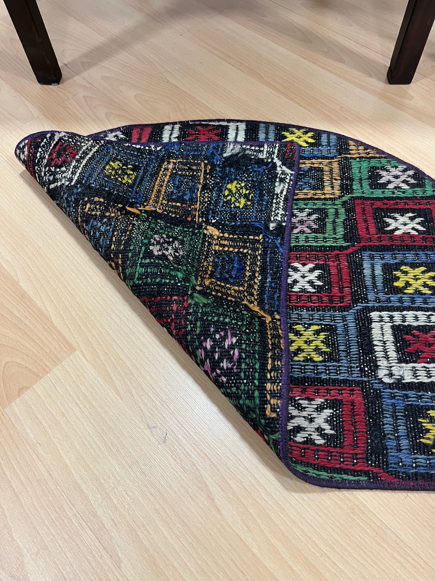 Handwoven Turkish Vintage Doormat (1'8" x 2'8")