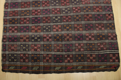 Handwoven Turkish Vintage Kilim (6'0" x 10'7")