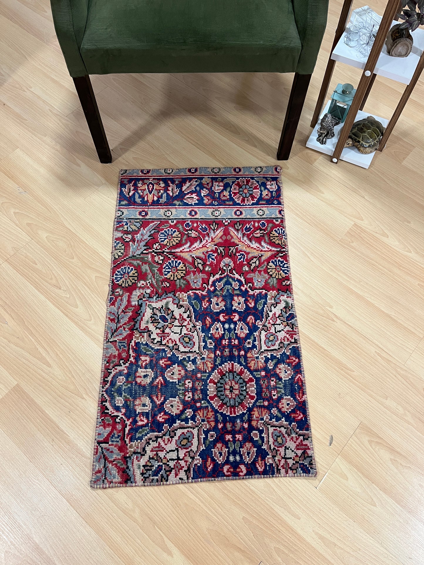 Hand-Knotted Vintage Turkish Rug (1'8" x 2'11")