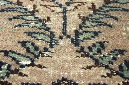 Hand-Knotted Vintage Turkish Rug (4'10" x 8'0")