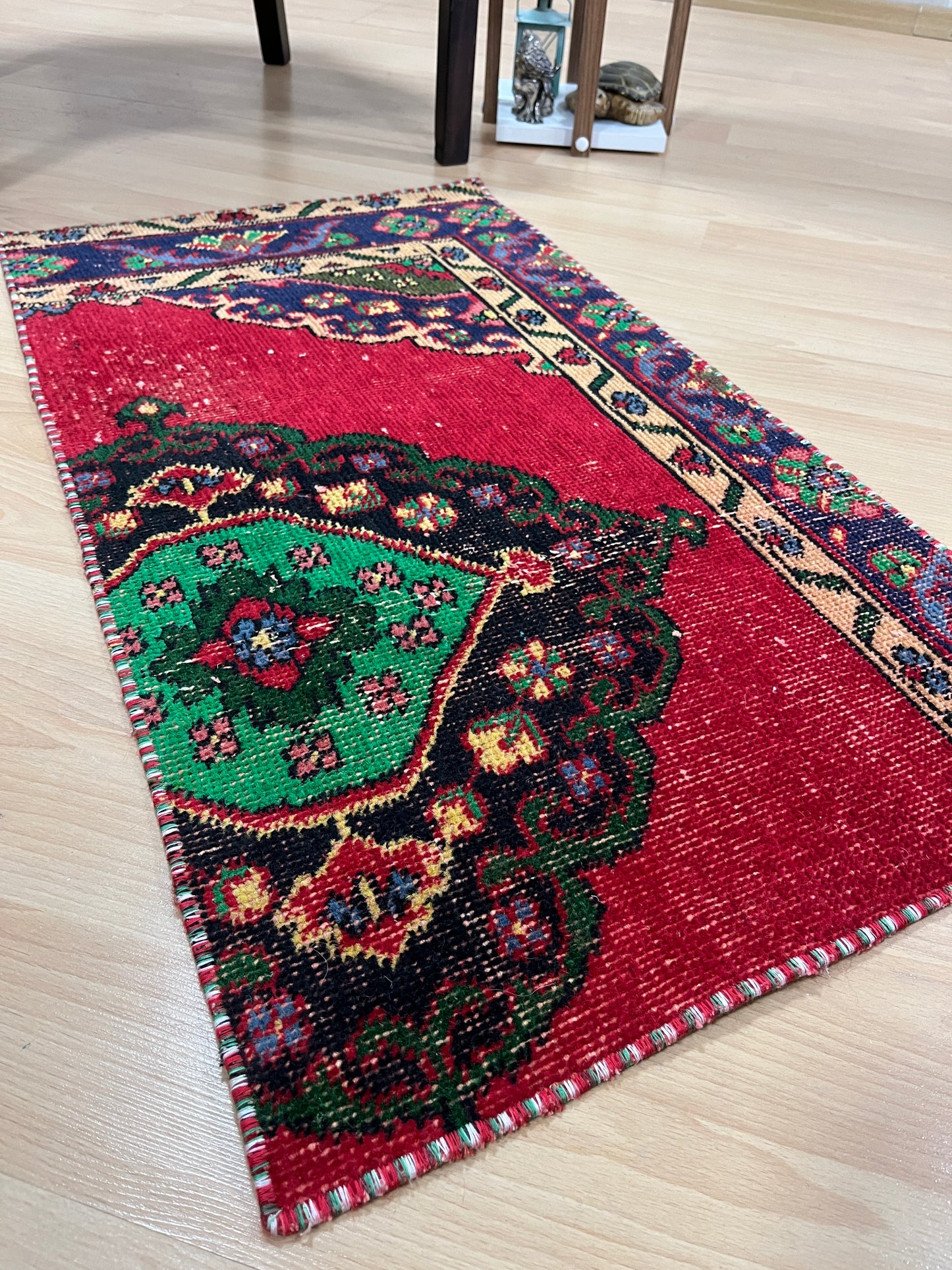 Hand-Knotted Vintage Turkish Rug (1'8" x 2'11")