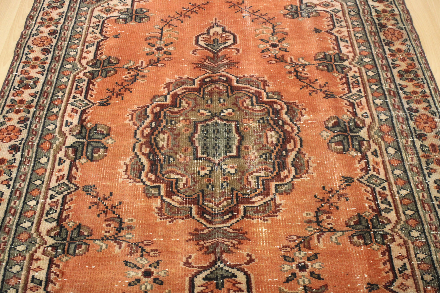 Hand-Knotted Vintage Turkish Rug (4'10" x 8'5")