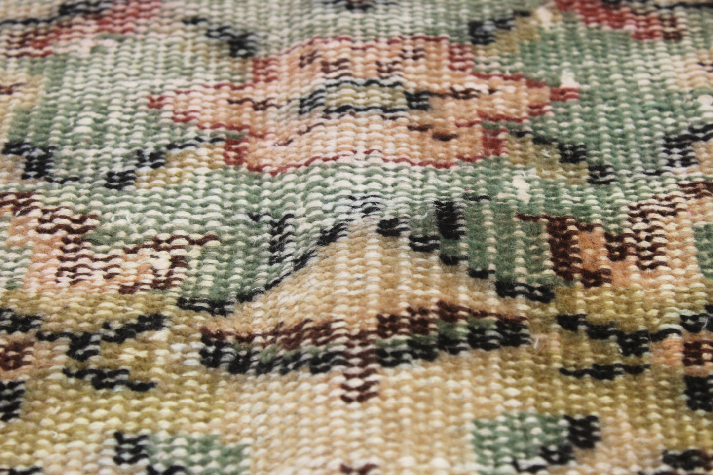 Hand-Knotted Vintage Turkish Rug (5'1" x 9'3")