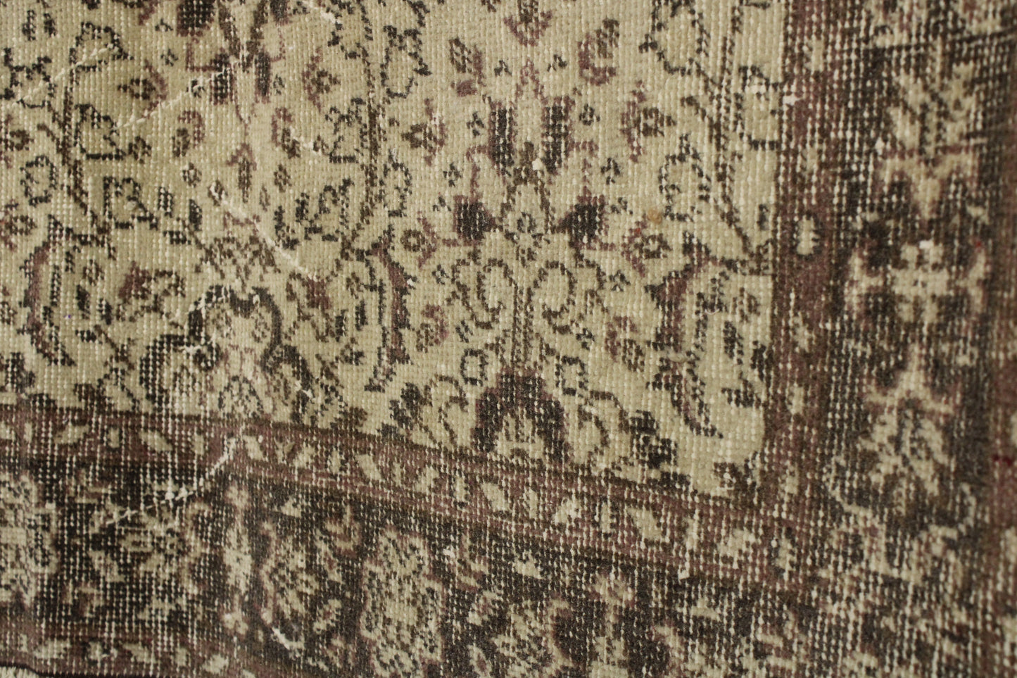 Hand-Knotted Vintage Turkish Rug (3'9" x 6'11")