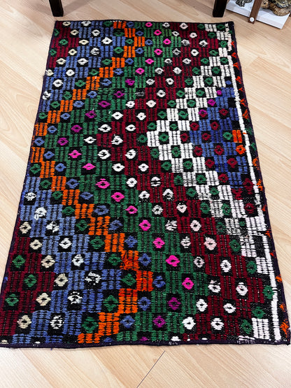 Handwoven Turkish Vintage Kilim (2'0" x 3'3")