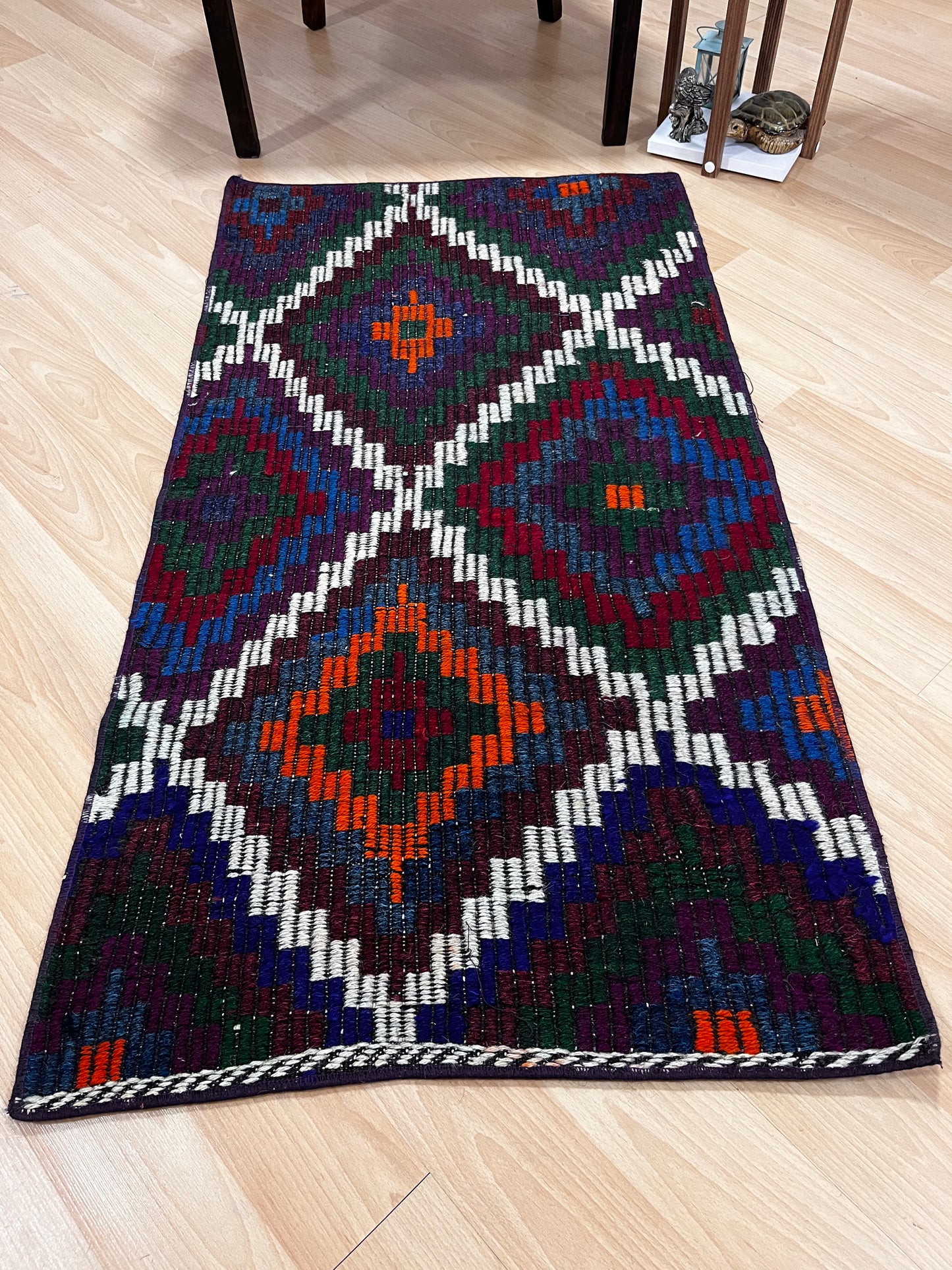 Handwoven Turkish Vintage Kilim (2'2" x 4'1")