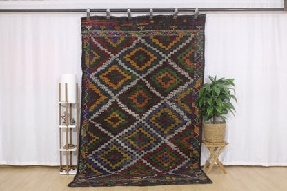 Handwoven Turkish Vintage Kilim (5'5" x 8'11")