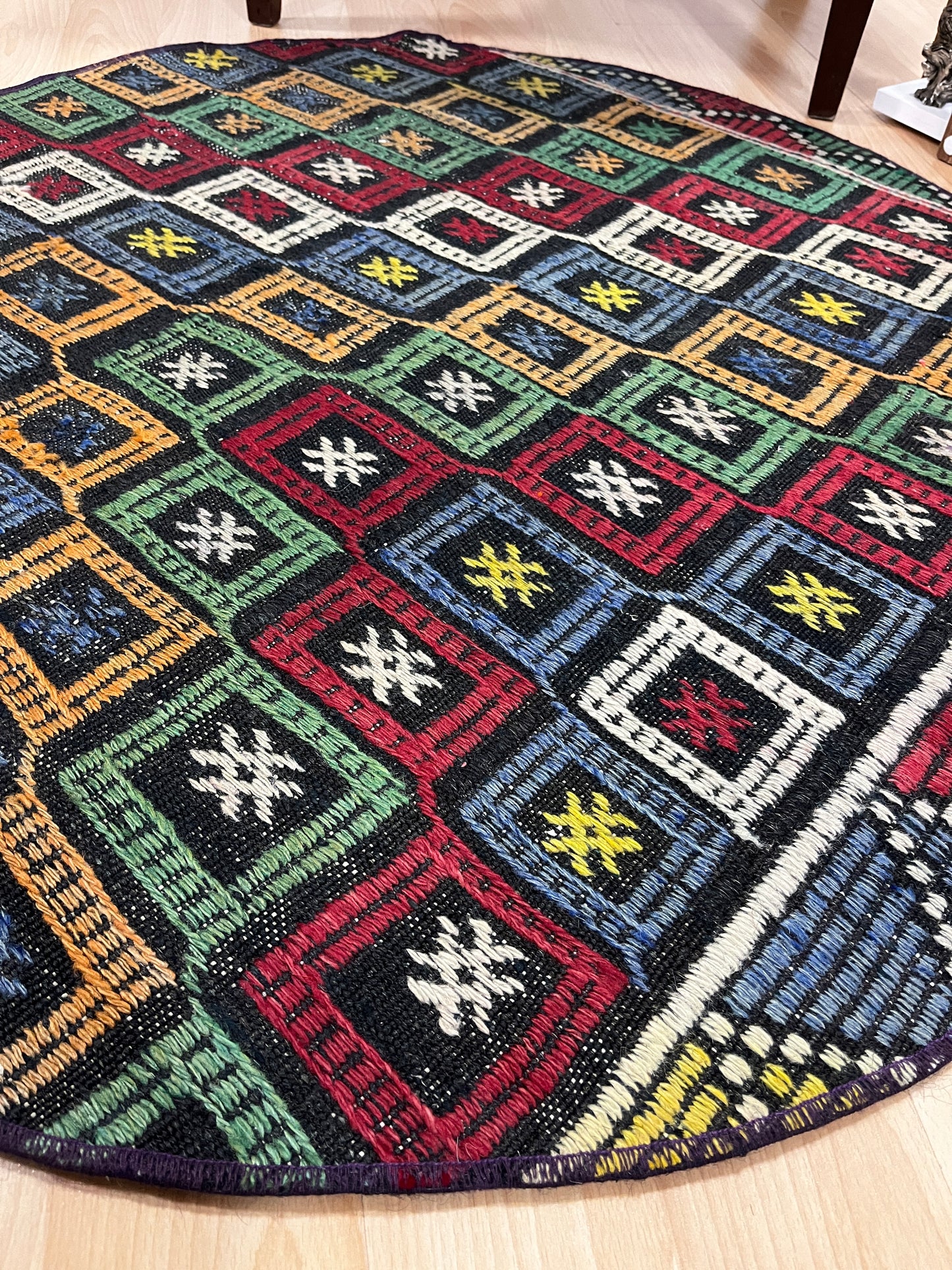 Handwoven Turkish Round Kilim (3'3" Diameter)