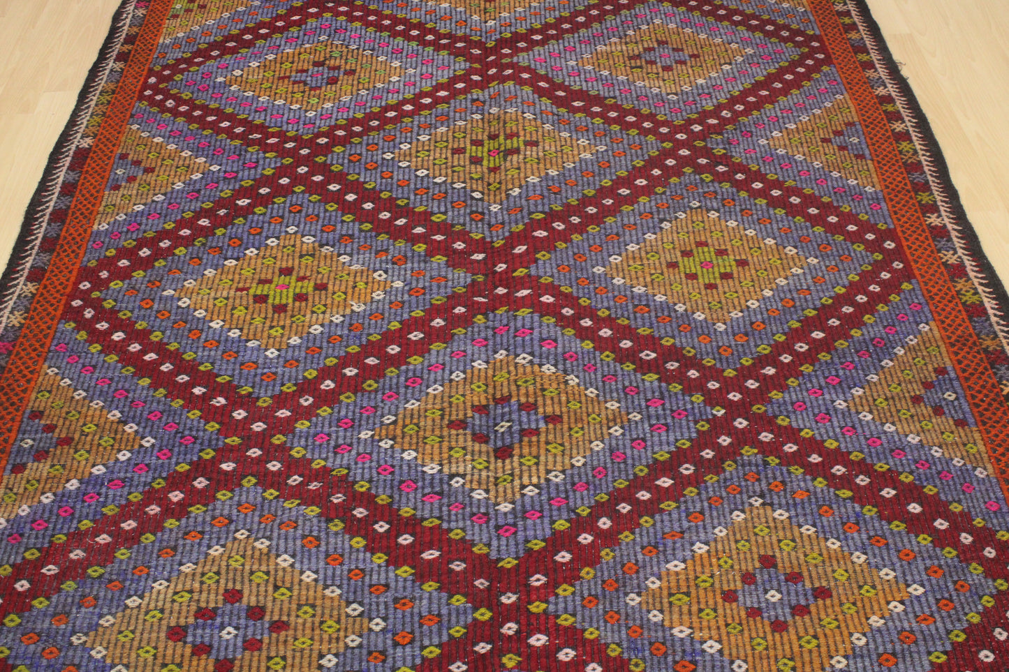 Handwoven Turkish Vintage Kilim (6'3" x 9'11")