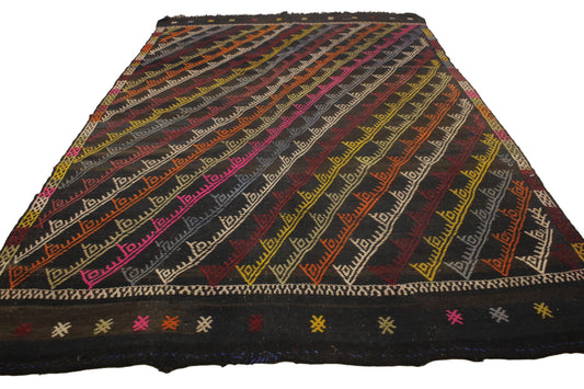 Handwoven Turkish Vintage Kilim (5'10" x 9'1")