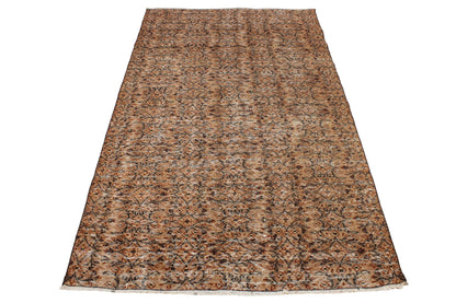 Hand-Knotted Vintage Turkish Rug (4'12" x 8'6")