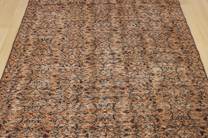 Hand-Knotted Vintage Turkish Rug (4'12" x 8'6")