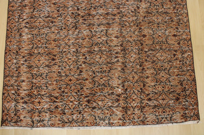 Hand-Knotted Vintage Turkish Rug (4'12" x 8'6")