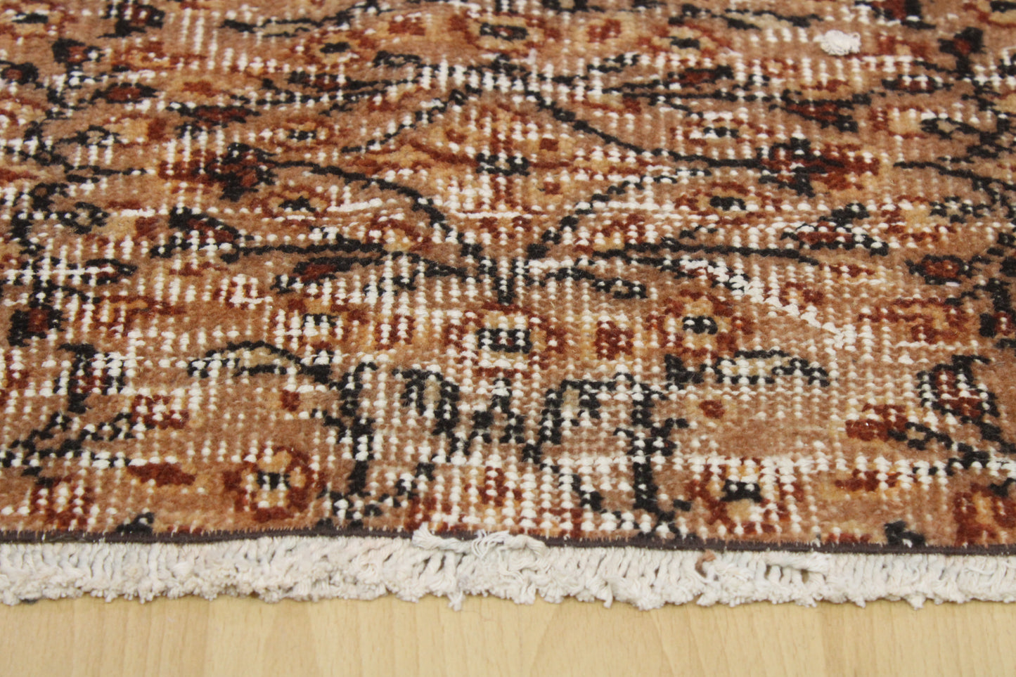 Hand-Knotted Vintage Turkish Rug (4'12" x 8'6")