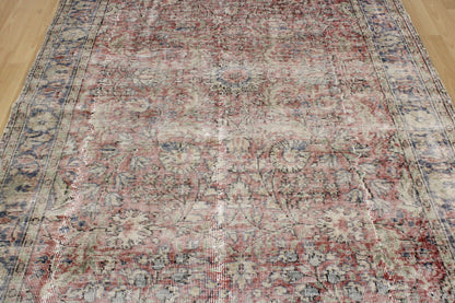 Hand-Knotted Vintage Turkish Rug (5'3" x 8'8")