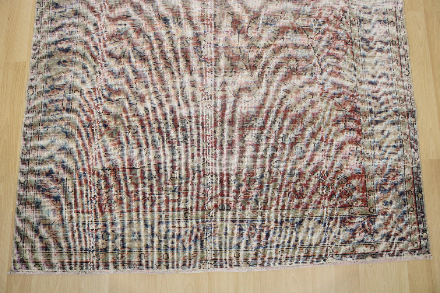 Hand-Knotted Vintage Turkish Rug (5'3" x 8'8")