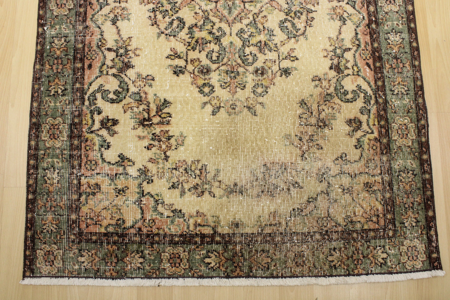 Hand-Knotted Vintage Turkish Rug (3'9" x 6'11")