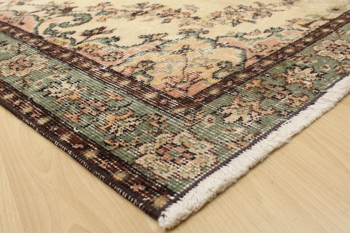 Hand-Knotted Vintage Turkish Rug (3'9" x 6'11")