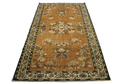 Hand-Knotted Vintage Turkish Rug (4'8" x 8'3")