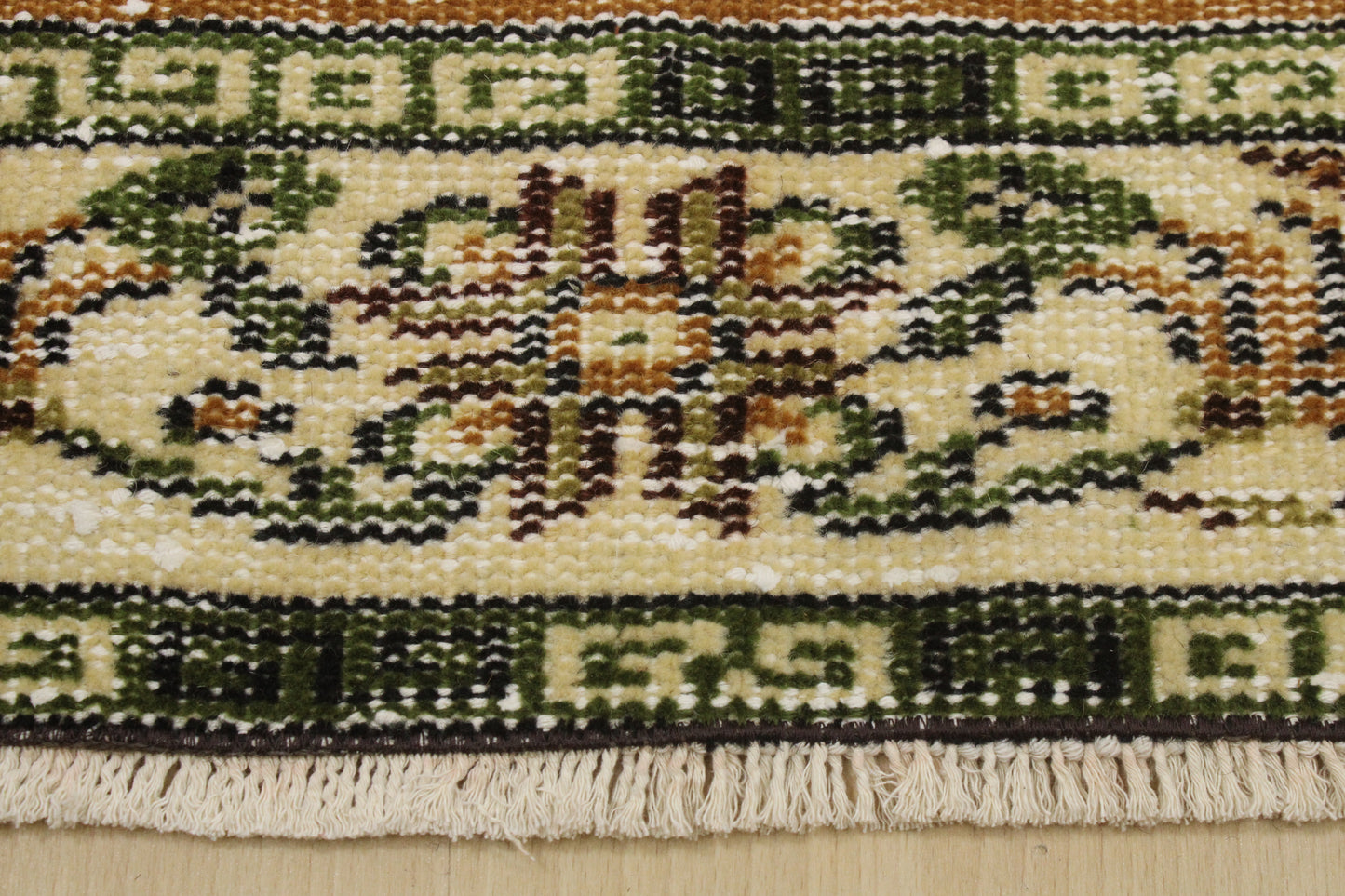 Hand-Knotted Vintage Turkish Rug (4'8" x 8'3")