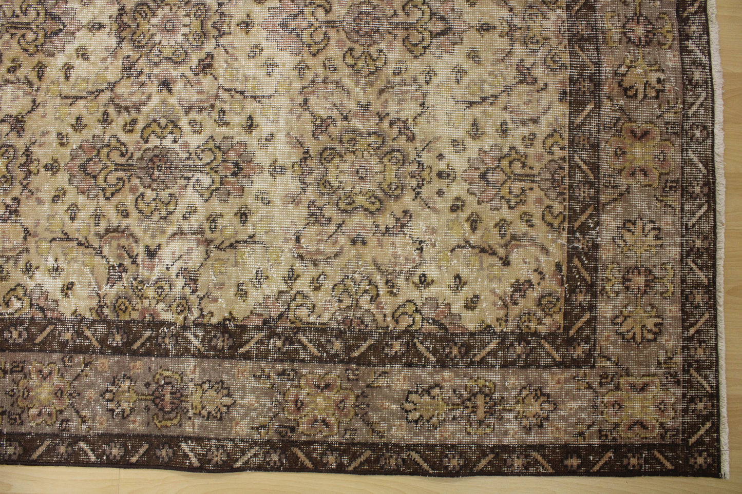 Hand-Knotted Vintage Turkish Rug (5'3" x 9'3")