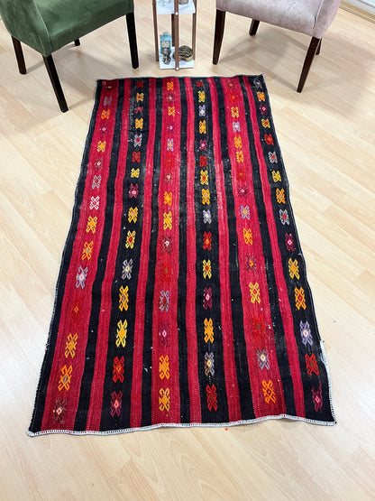 Handwoven Turkish Vintage Kilim (3'3" x 6'5")