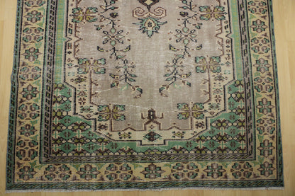 Hand-Knotted Vintage Turkish Rug (5'5" x 9'3")