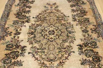 Hand-Knotted Vintage Turkish Rug (5'5" x 9'0")