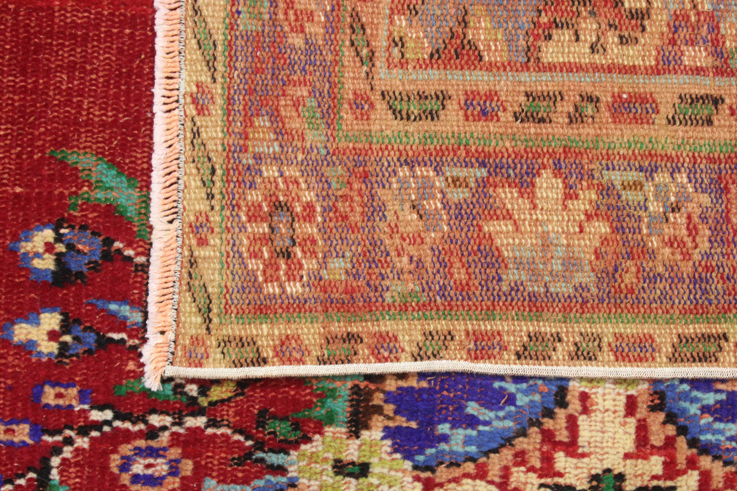 Hand-Knotted Vintage Turkish Rug (4'8" x 7'11")