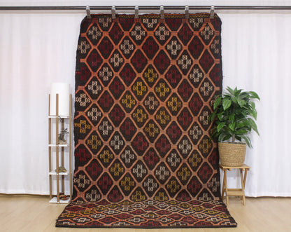 Handwoven Turkish Vintage Kilim (5'4" x 10'5")