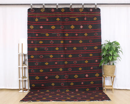 Handwoven Turkish Vintage Kilim (6'0" x 10'2")