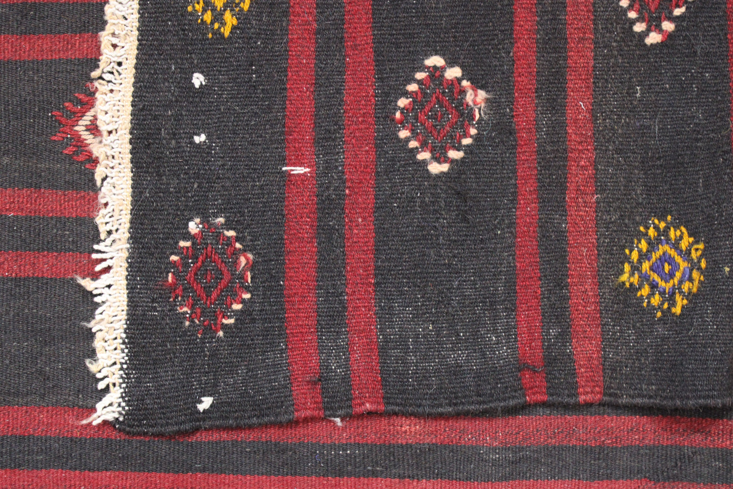 Handwoven Turkish Vintage Kilim (6'0" x 10'2")