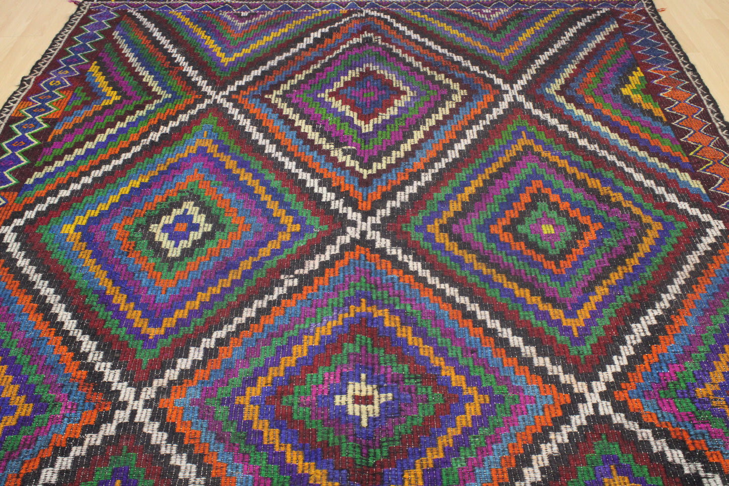 Handwoven Turkish Vintage Kilim (8'0" x 10'1")