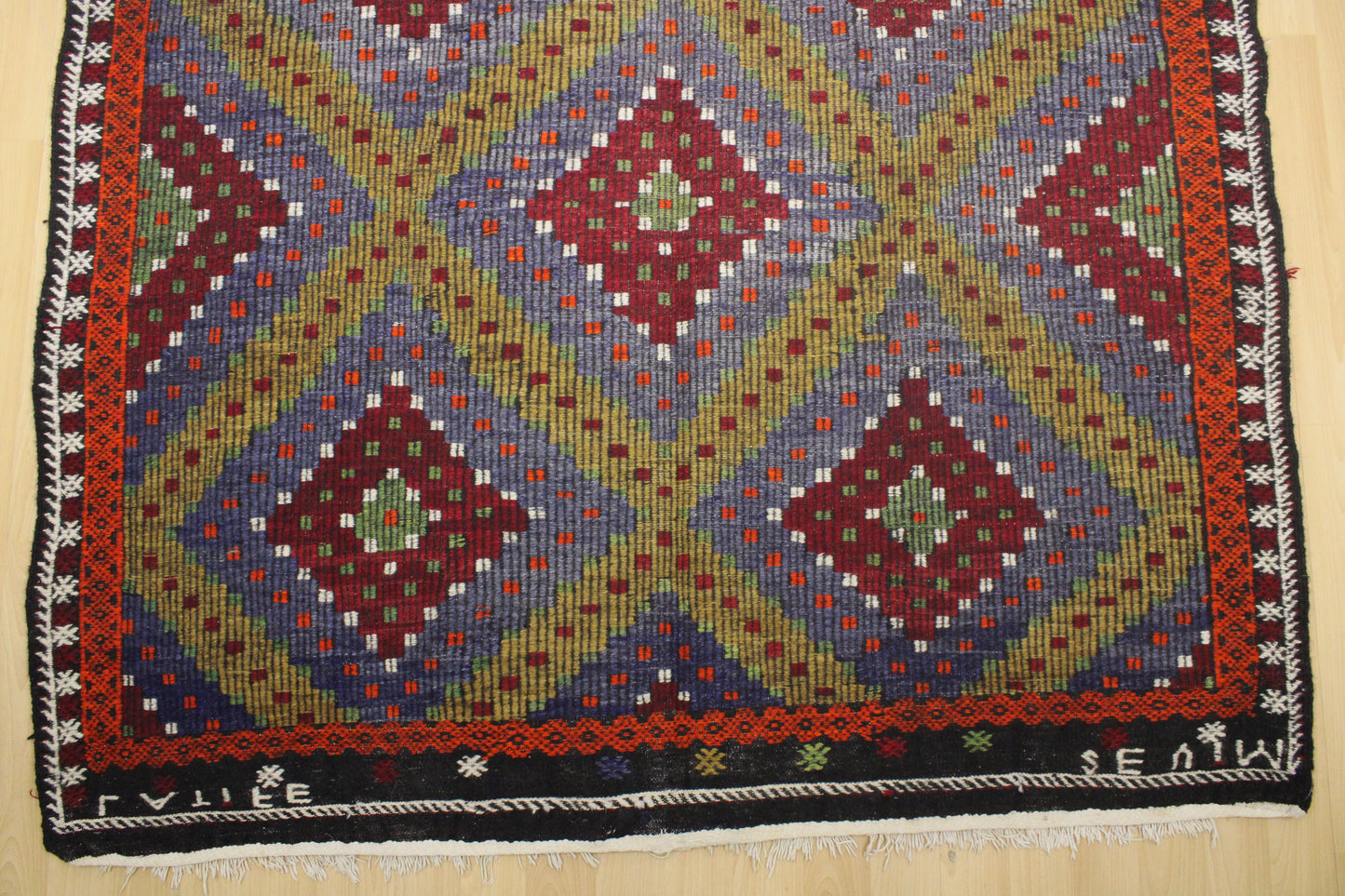 Handwoven Turkish Vintage Kilim (6'1" x 11'7")