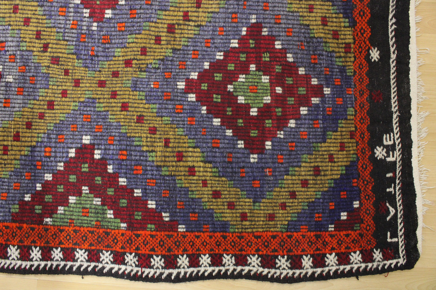 Handwoven Turkish Vintage Kilim (6'1" x 11'7")