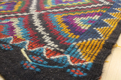 Handwoven Turkish Vintage Kilim (6'4" x 10'3")