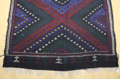 Handwoven Turkish Vintage Kilim (6'3" x 9'9")