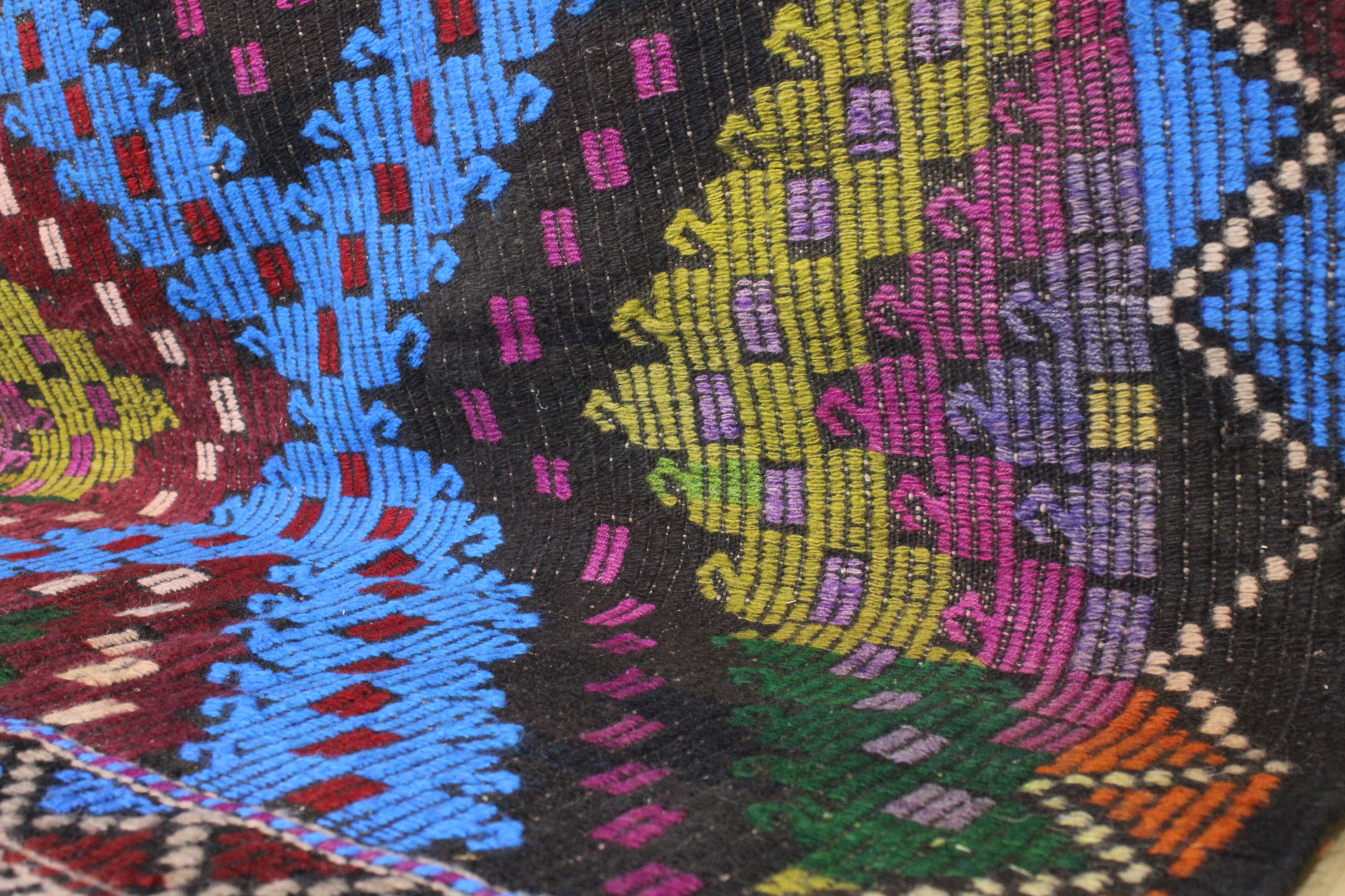 El Dokuma Anadolu Kök Boya Yün Kilim