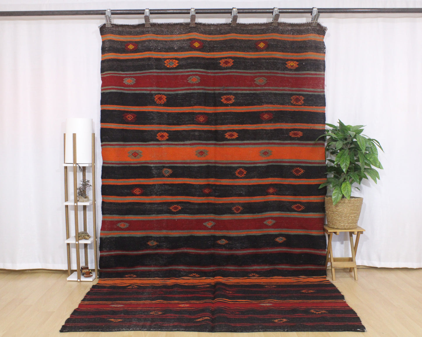 Handwoven Turkish Vintage Kilim (6'0" x 11'1")