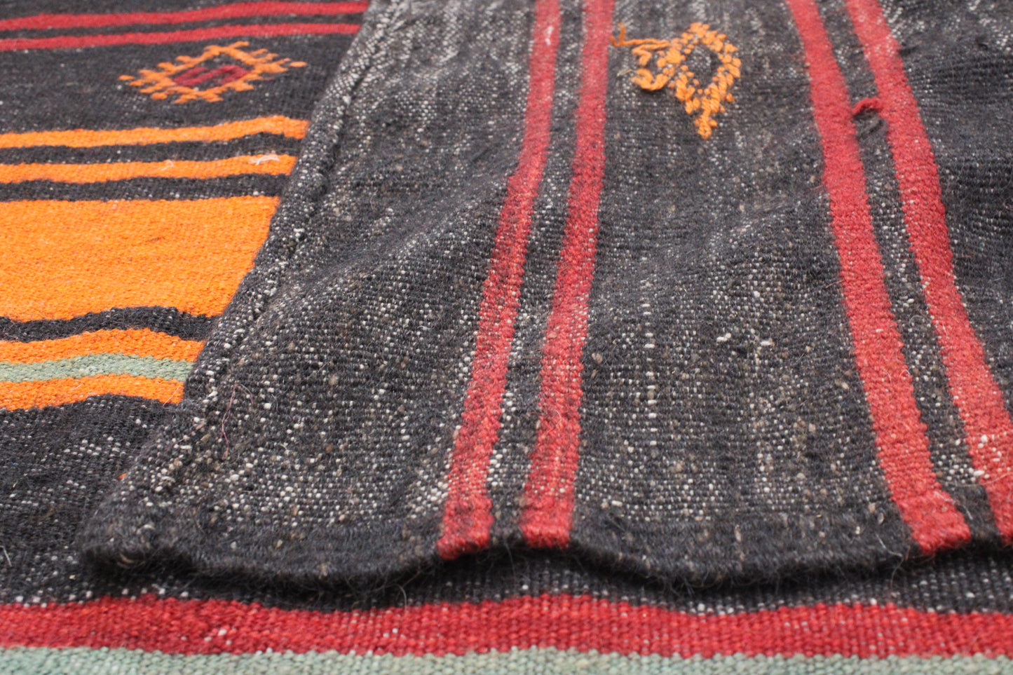 Handwoven Turkish Vintage Kilim (6'0" x 11'1")