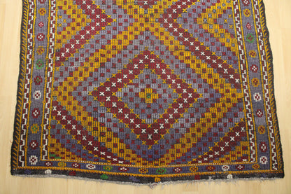 Handwoven Turkish Vintage Kilim (5'5" x 10'2")