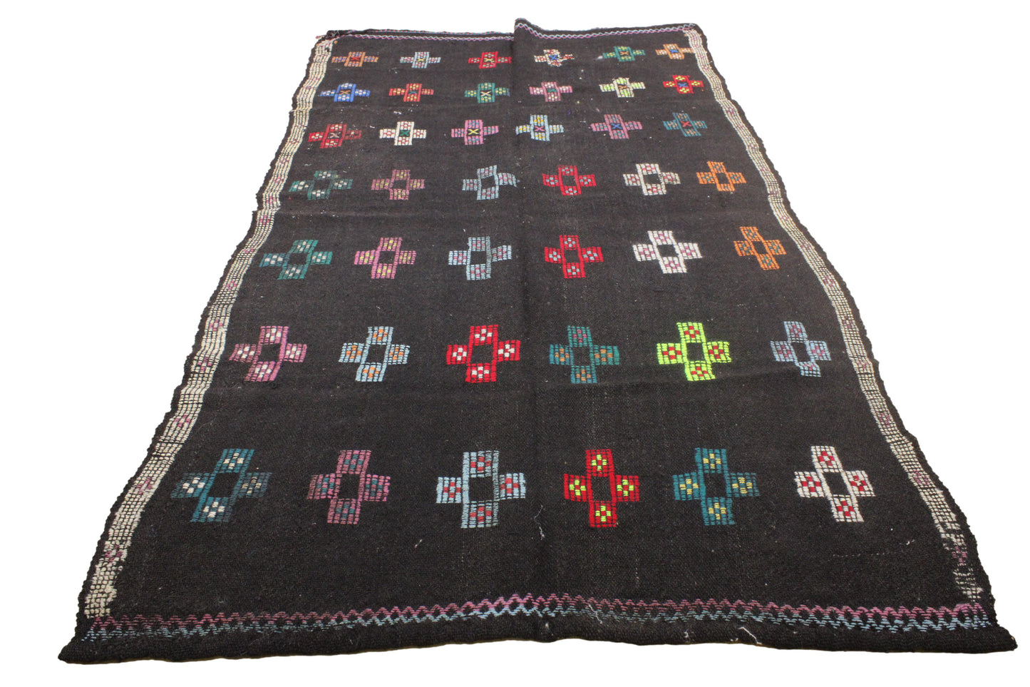 Handwoven Turkish Vintage Kilim (4'7" x 8'2")