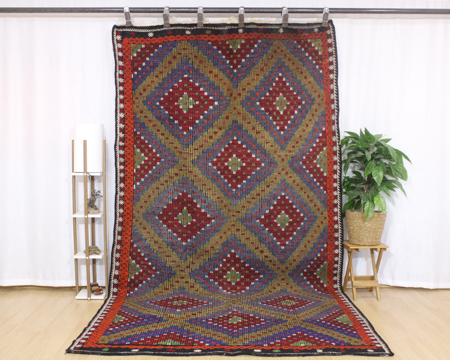 Handwoven Turkish Vintage Kilim (6'0" x 10'11")