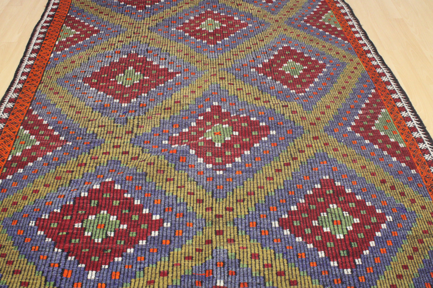 Handwoven Turkish Vintage Kilim (6'0" x 10'11")